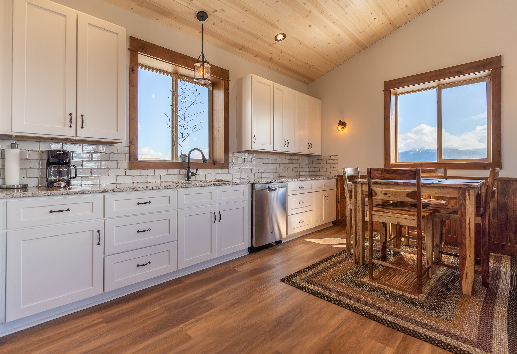 Grizzly suite 25 Caspari Way UR 