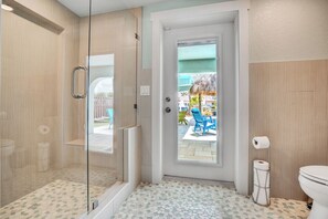 Hair dryer - P18 - Spectacular 4 bedroom home with dockage and oversized private pool in Key Colony! (Key Colony Beach)