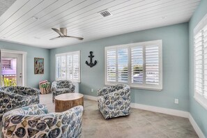 Unclassified image, 3 of 42, button - P18 - Spectacular 4 bedroom home with dockage and oversized private pool in Key Colony! (Key Colony Beach)