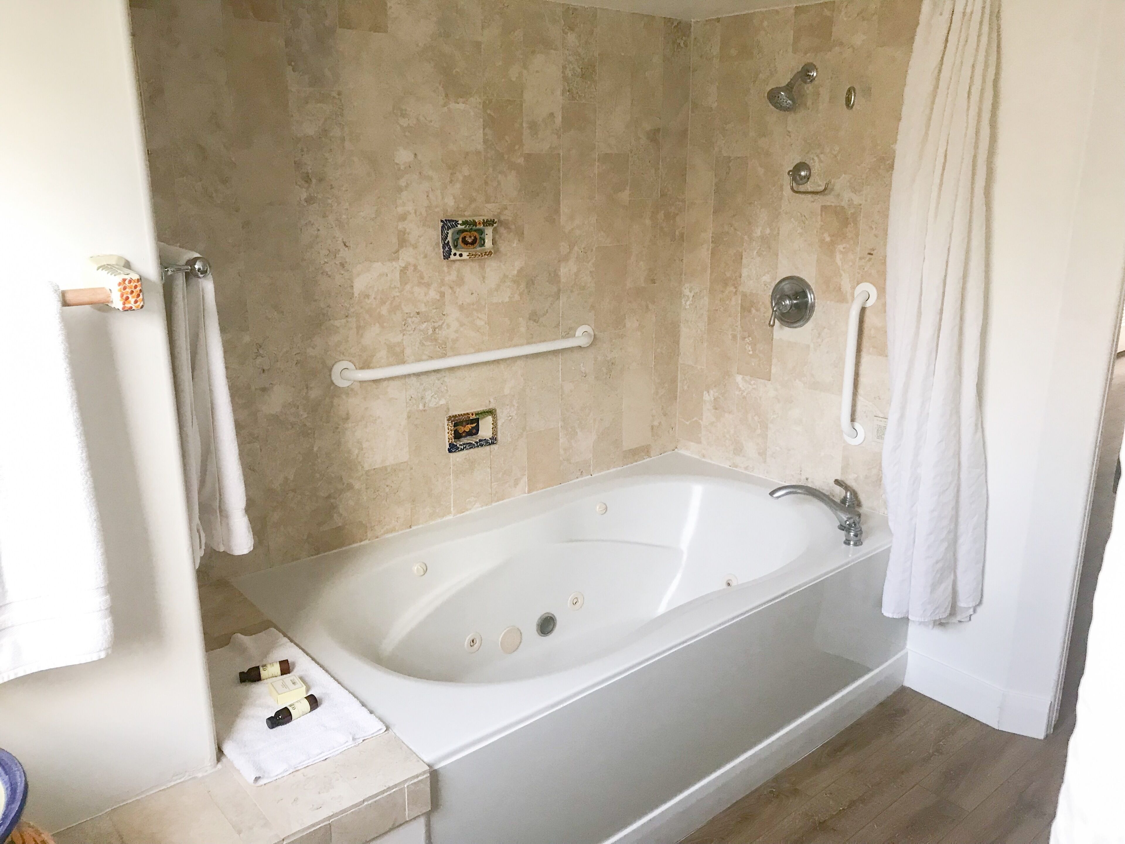 20- St George Resort 2 Queen, Pool, Hot Tub, Pickle ball