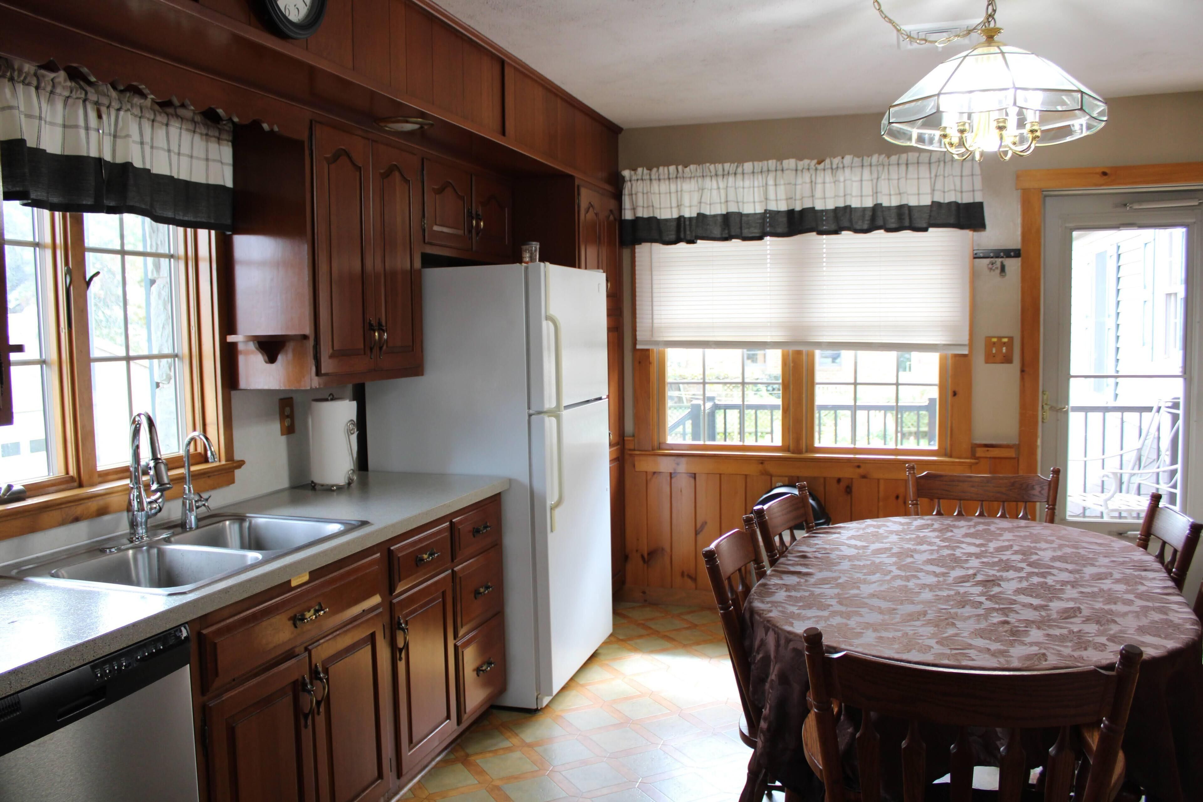 Home away from home - edge of small town Martindale