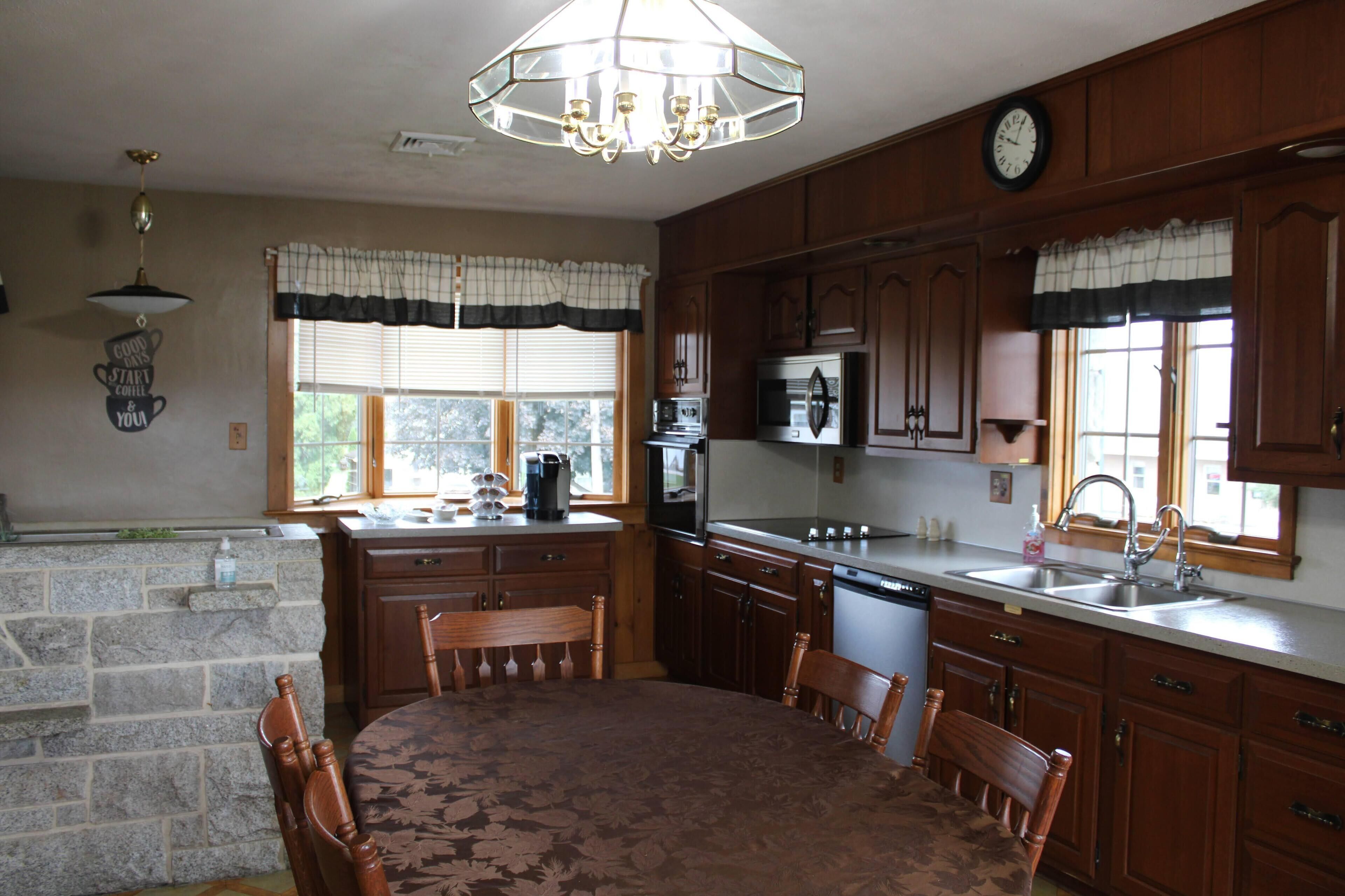 Home away from home - edge of small town Martindale