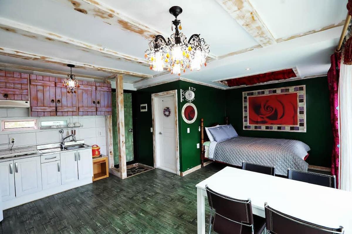 Basic Room, 1 Bedroom (diamond(2cheong)(withpet)) | 1 bedroom, WiFi (free)