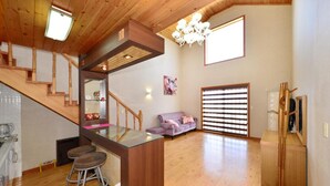 Basic Room, 1 Bedroom (Anna (ocean view)) | 1 bedroom, free WiFi - Yangyang Amigas Pension (Yangyang)