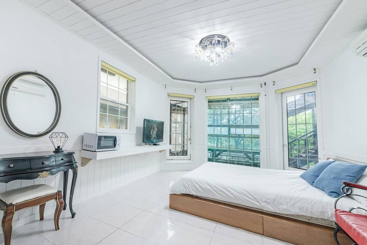 Basic Room, 1 Bedroom (gold) | 1 bilik tidur, Wi-fi percuma