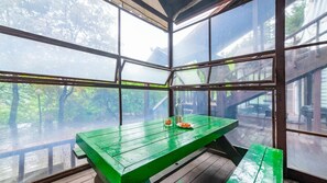 Basic Room, 1 Bedroom (gold) | 1 bedroom, free WiFi - Gapyeong Benest Pension (Gapyeong)