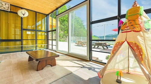 Gapyeong Ttittippangppang Pension