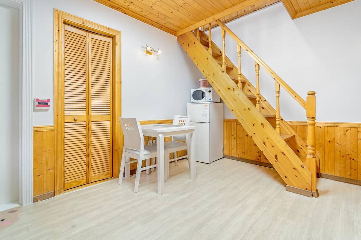 Basic Room, 1 Bedroom (seonmul)