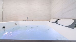Basic Room, 1 Bedroom (A101) | 1 bedroom, free WiFi - Gapyeong Shiny Pension (Gapyeong)