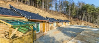 Yangpyeong Santahealinghouse Pension