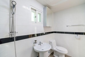 Habitación básica, 1 habitación (Ladong) | 1 dormitorio y wifi gratis