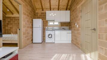 Basic Room, 1 Bedroom (Ladong) | 1 bedroom, free WiFi