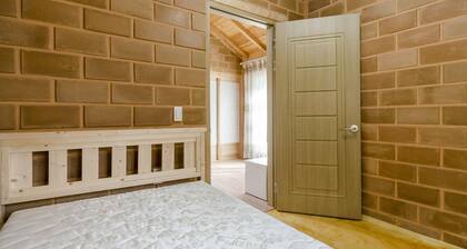 Yangpyeong Santahealinghouse Pension