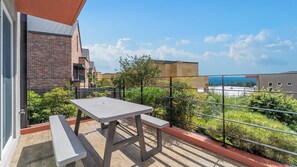 Basic Room, 1 Bedroom (A dong yangsil 1cheng 2ho) | 1 bedroom, free WiFi - Seogwipo Oasis Huyang Pension (Seogwipo)