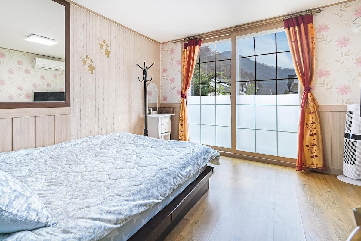 Basic Room, 1 Bedroom (101ho chamomile) | 1 bedroom, free WiFi