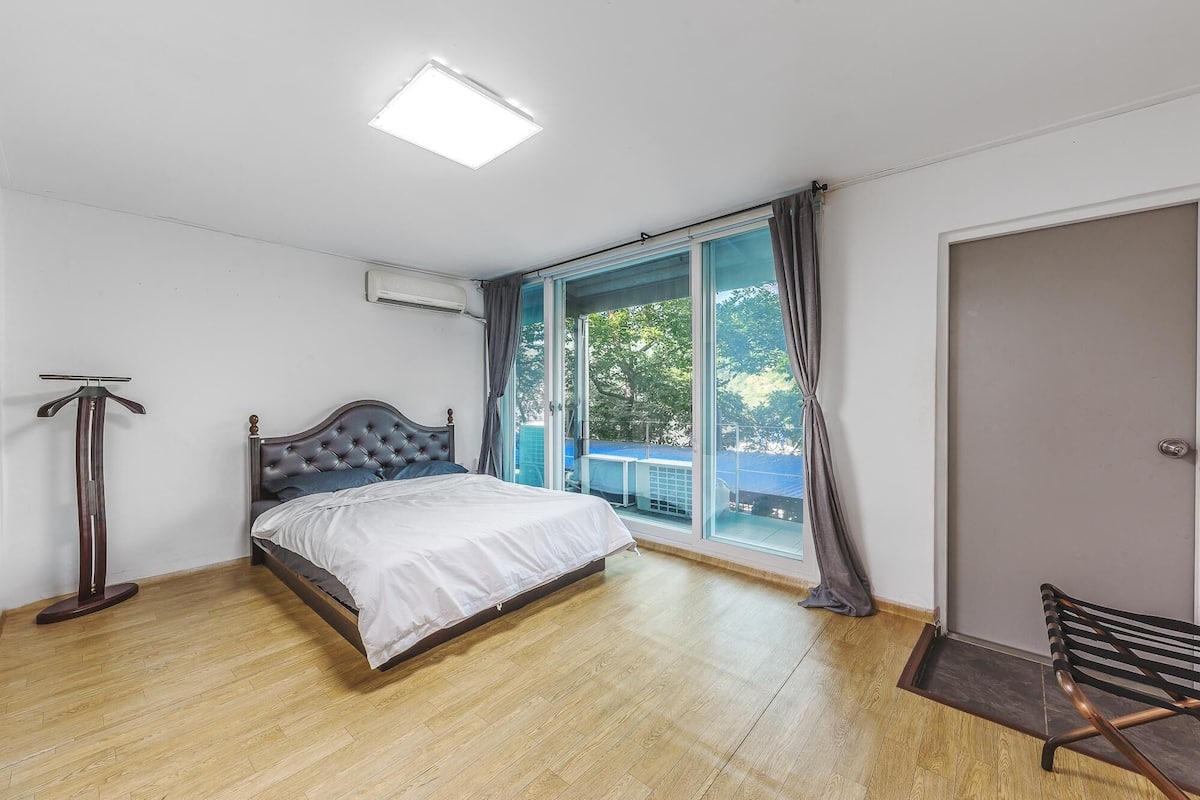 1 bedroom, free WiFi
