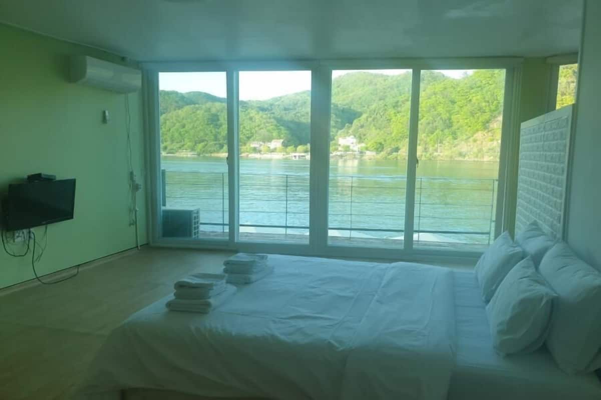 1 bedroom, free WiFi
