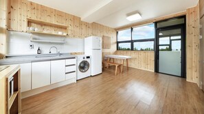 Habitación básica, 1 habitación (Dokchaehyeong 1.5 room) | 1 dormitorio y wifi gratis