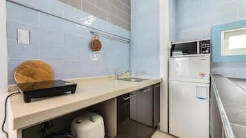 Basic Room, 1 Bedroom (Keopeul201(spa)) | 1 bedroom, free WiFi