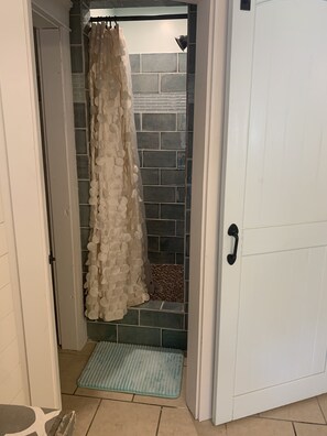 Dusche, Handtücher, Seife