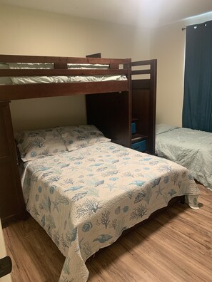 2 habitaciones, wifi gratis y ropa de cama 