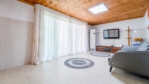 Basic Room, 2 Bedrooms (pulkkot)