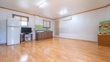 Rom – basic, 1 soverom (special room2) | 1 soverom og wi-fi (inkludert)