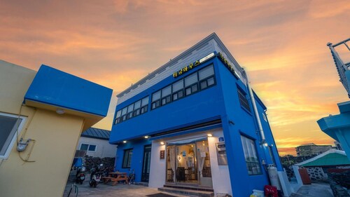 Jeju Tunanghouse Pension