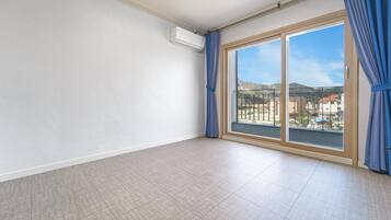 Basic Room, 1 Bedroom (303) | 1 bedroom, free WiFi