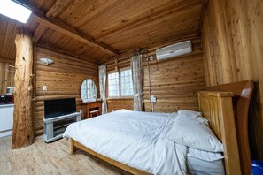 Room - Seogwipo Baelritongnamubilriji Pension (Seogwipo)