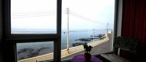 Basic Room, 1 Bedroom (Lavender) | 1 bedroom, free WiFi