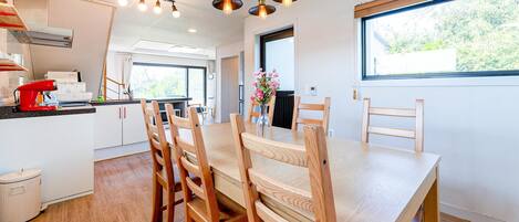 Basic Room, 3 Bedrooms (Damongchae (pool villa))