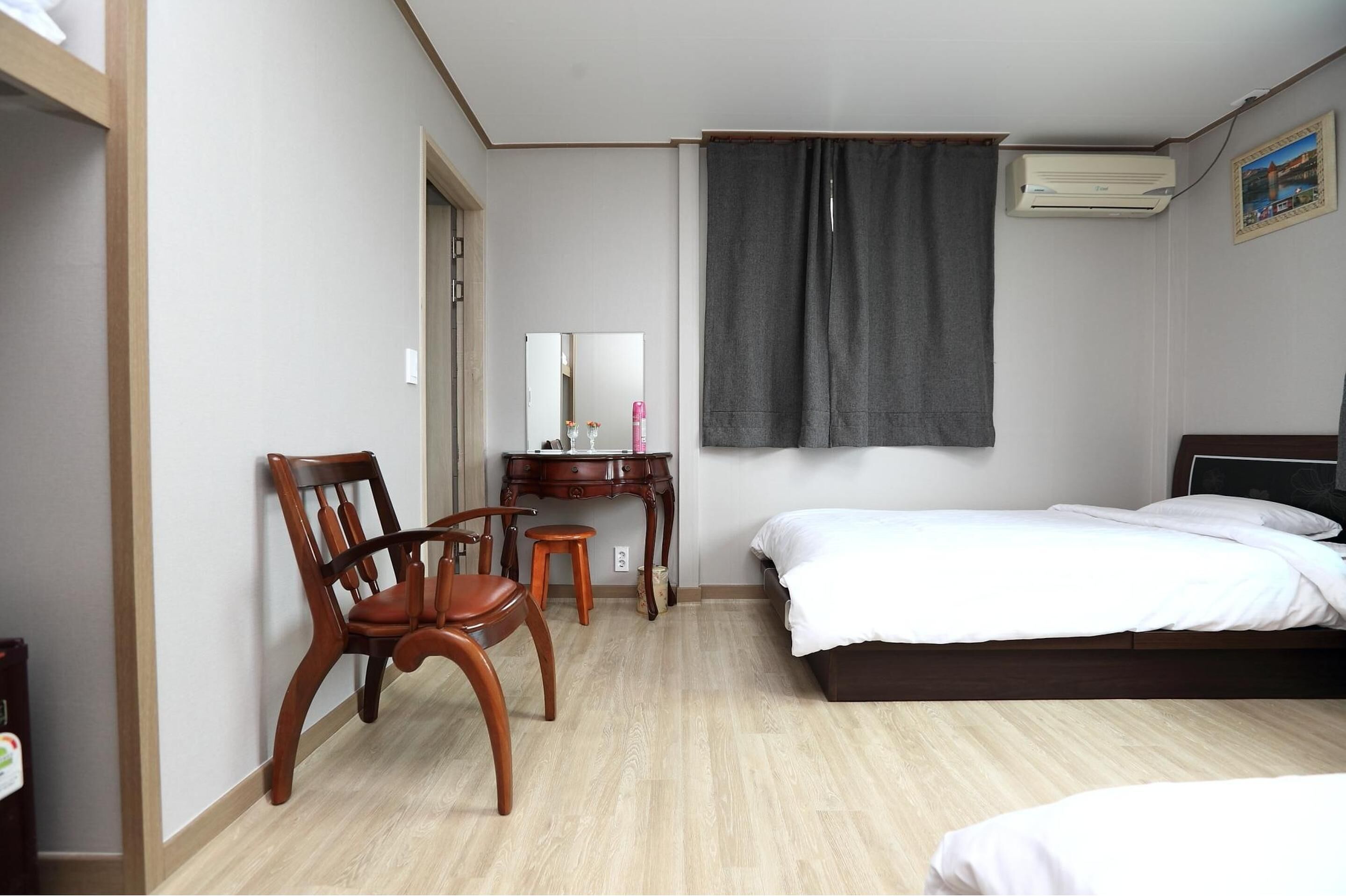 Basic-Zimmer, 1 Schlafzimmer (Seutyudio) | 1 Schlafzimmer, kostenloses WLAN