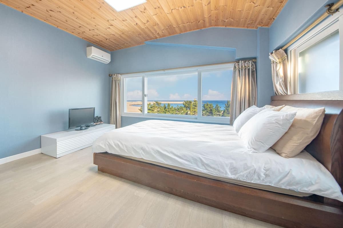 Basic Room, 1 Bedroom (Dalbit) | 1 bedroom, free WiFi