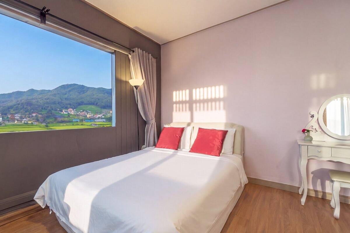 Eenvoudige kamer, 1 slaapkamer (white) | 1 slaapkamer, gratis wifi