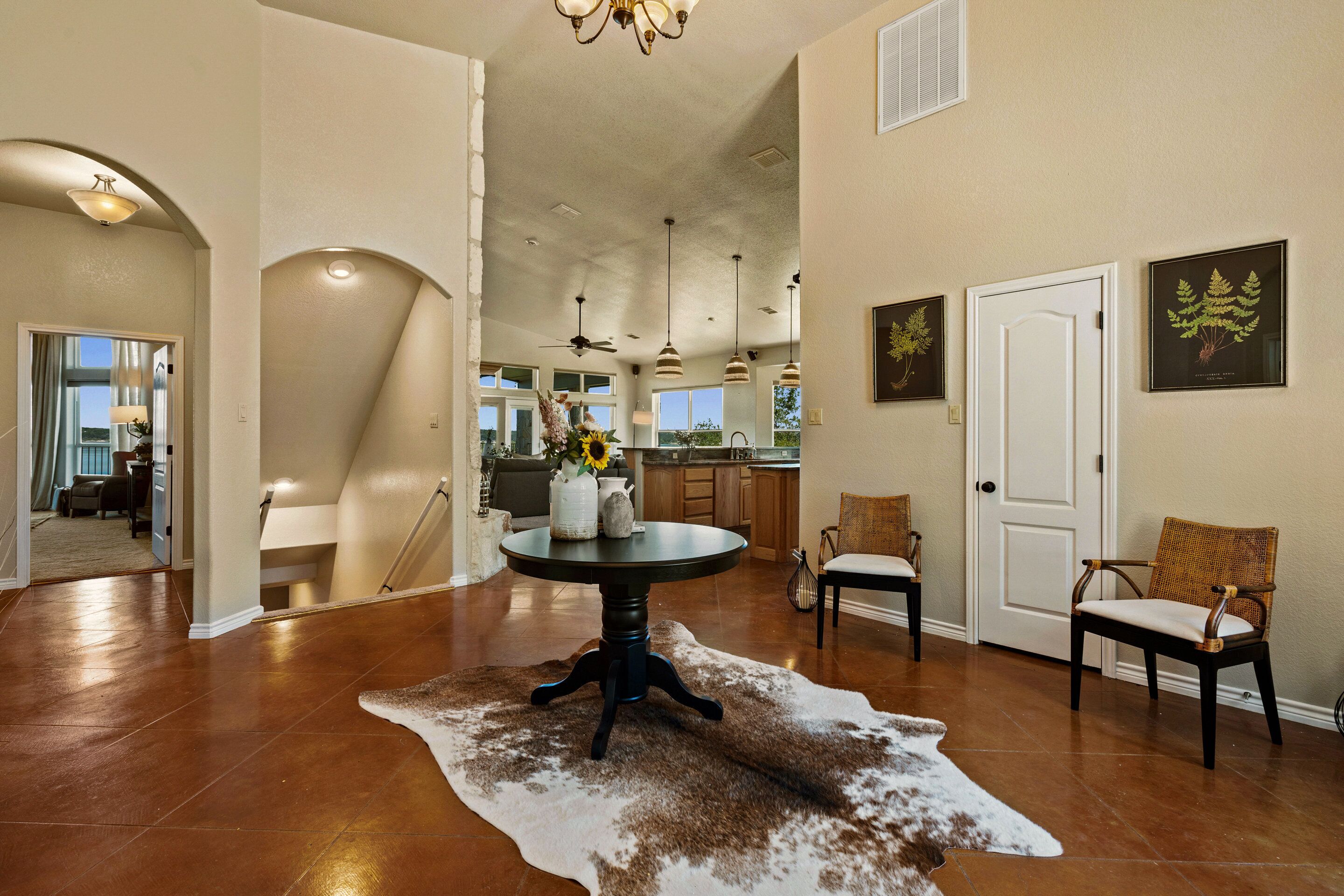 Paradise by the lake - Lonestar Lakehouse