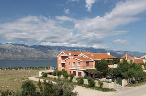 Exterior - villa ata razanac - Nice apartment by the sea (Ražanac)