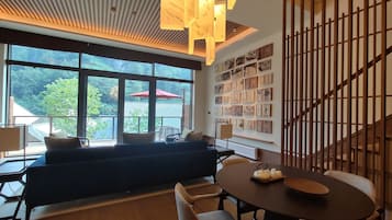 Villa | 1 bedroom, premium bedding, down comforters, pillowtop beds