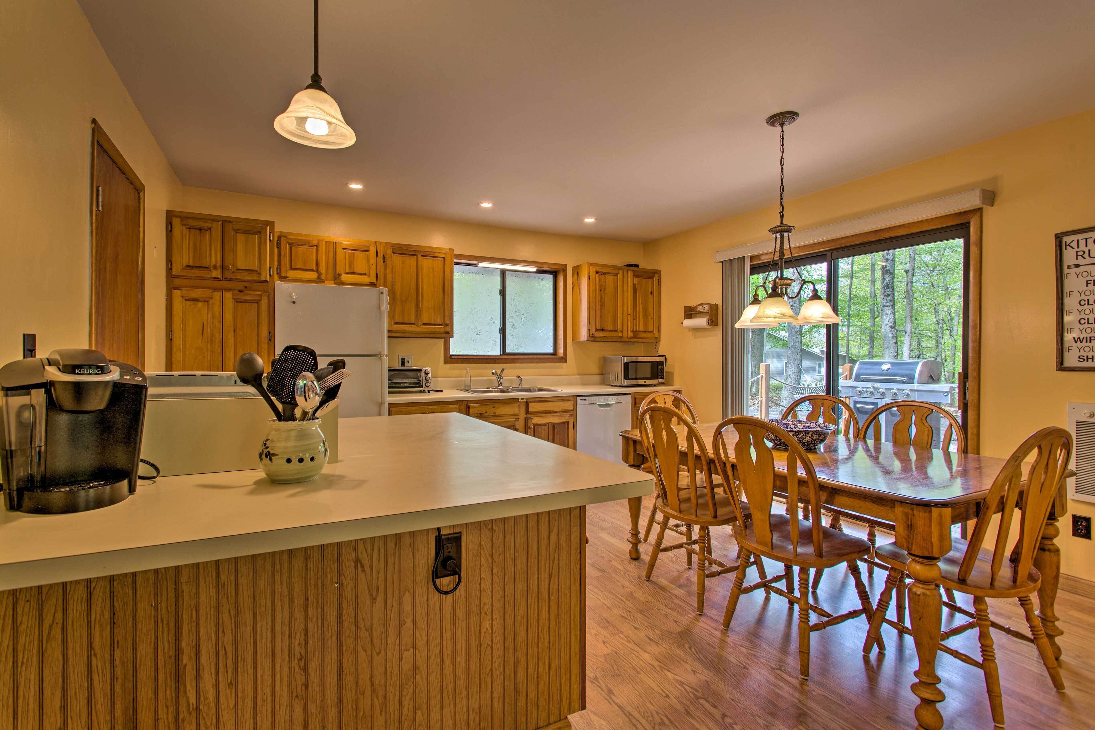 Pocono Paradise w/ Game Room: Walk to Locust Lake!