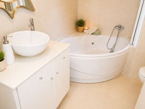 Combined shower/bathtub - Ground Floor apartamento (Sitges)