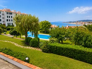 Pool - Ground Floor apartamento (Sitges)