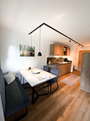1 habitación, internet y ropa de cama 