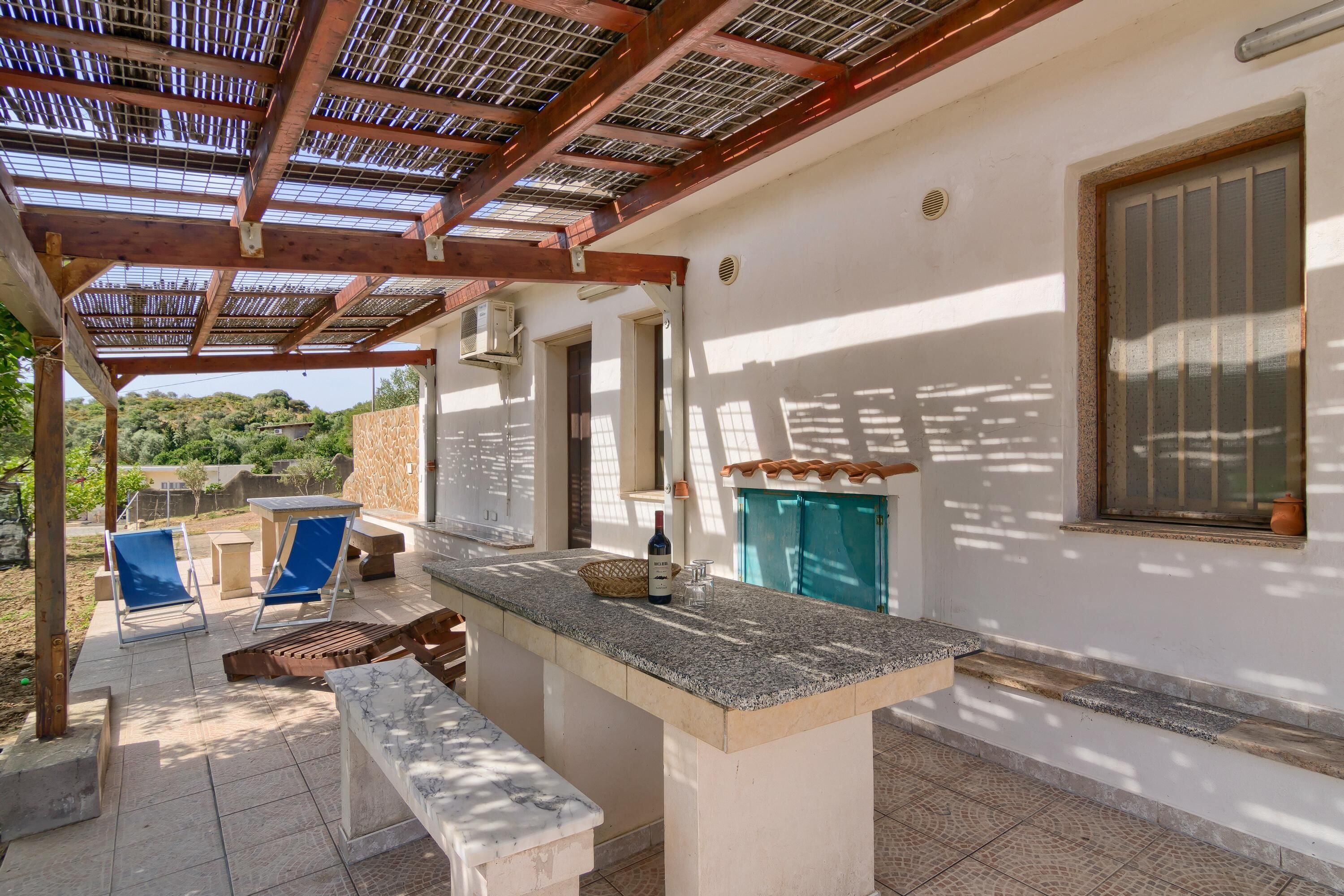 Apartment "Bilocale Sole" with A/C, Wi-Fi, Garden, Terrace & BBQ; Pet Friendly