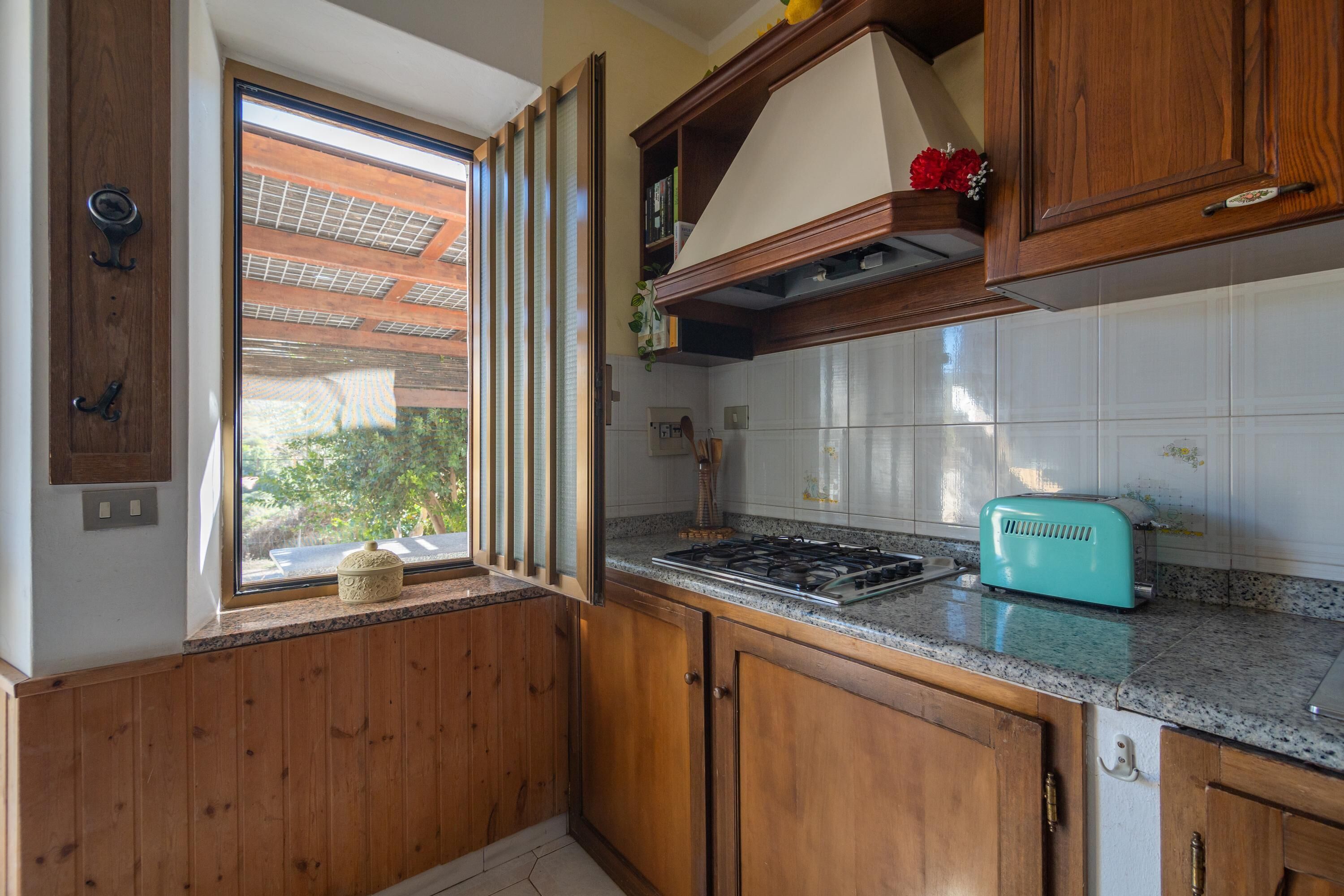 Apartment "Bilocale Sole" with A/C, Wi-Fi, Garden, Terrace & BBQ; Pet Friendly
