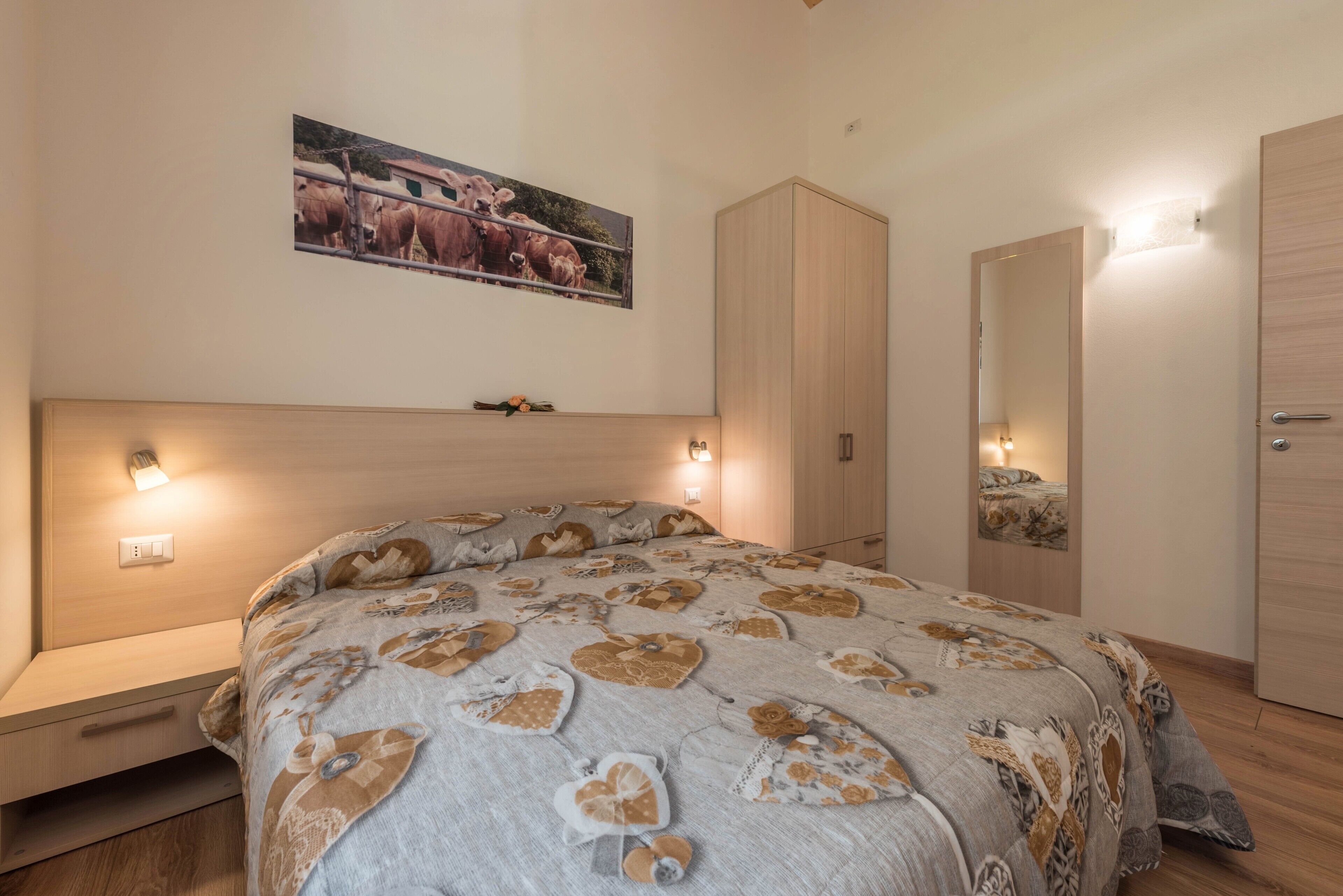 1 bedroom, free WiFi, bed sheets