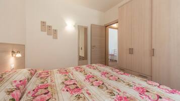 1 habitación, wifi gratis y ropa de cama