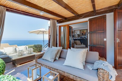 Vacation Home "Casa de S Arca 3" with Spectacular Sea View, A/C, Garden, Terrace & Barbecue
