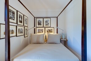 3 bedrooms, bed sheets - Vacation Home "Casa de S Arca 3" with Spectacular Sea View, A/C, Garden, Terrace & Barbecue (Pistis - Arbus)