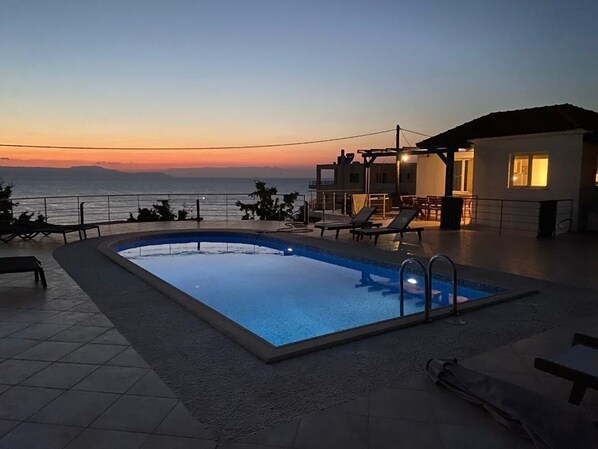 Alberca al aire libre 