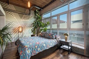 1 bedroom, desk, free WiFi, bed sheets